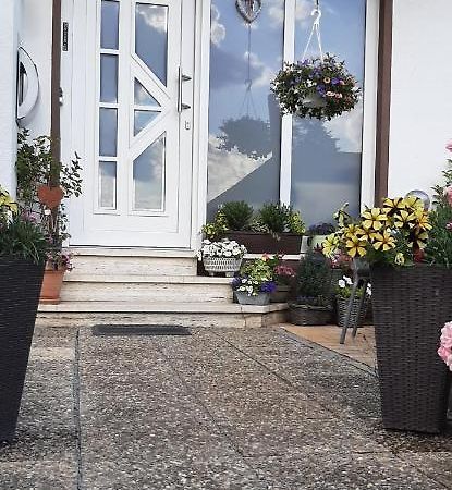 Ferienwohnung Gutowski Andernach Bagian luar foto