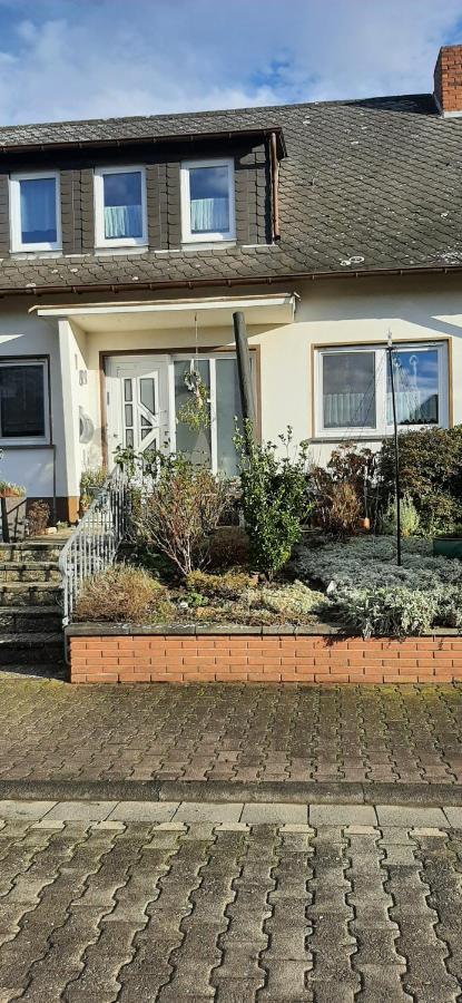 Ferienwohnung Gutowski Andernach Bagian luar foto